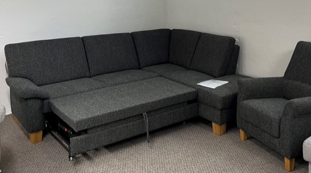 /upload/meine_bilder/Abverkauf/Modell670-anthrazit-Querschläfer-ausgezogen-Bettkasten-Sessel.jpg